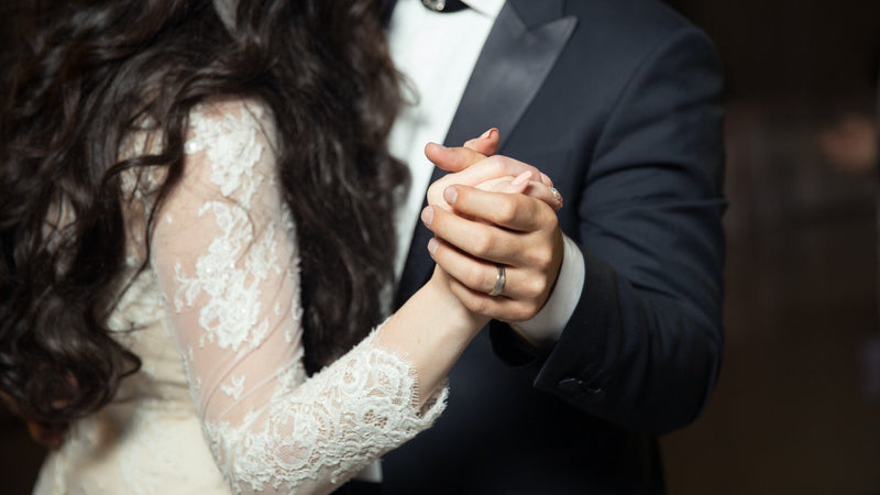 How To Make Your Wedding Guests Smile: The Best Wedding Favors "Safety Matches"